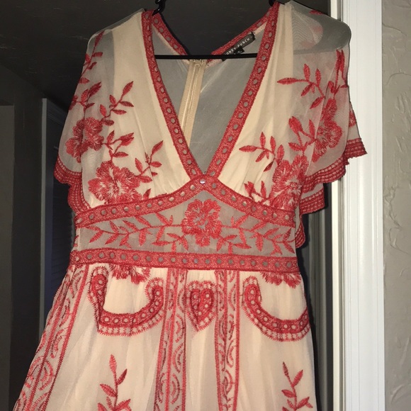 Romper - Picture 1 of 4